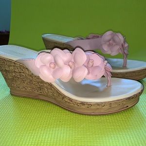 Athena Alexander Wedge Size 10